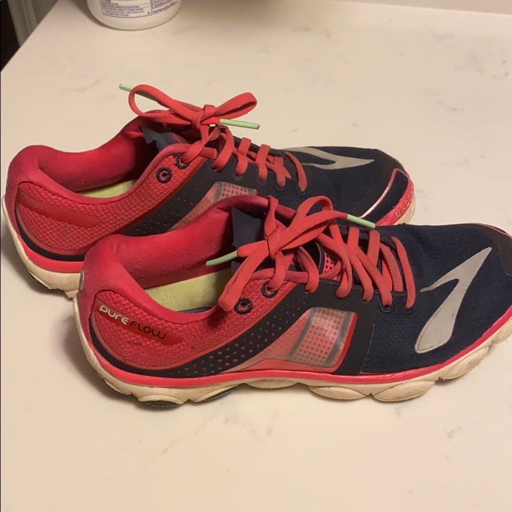 Brooks women’s pureflow running shoes